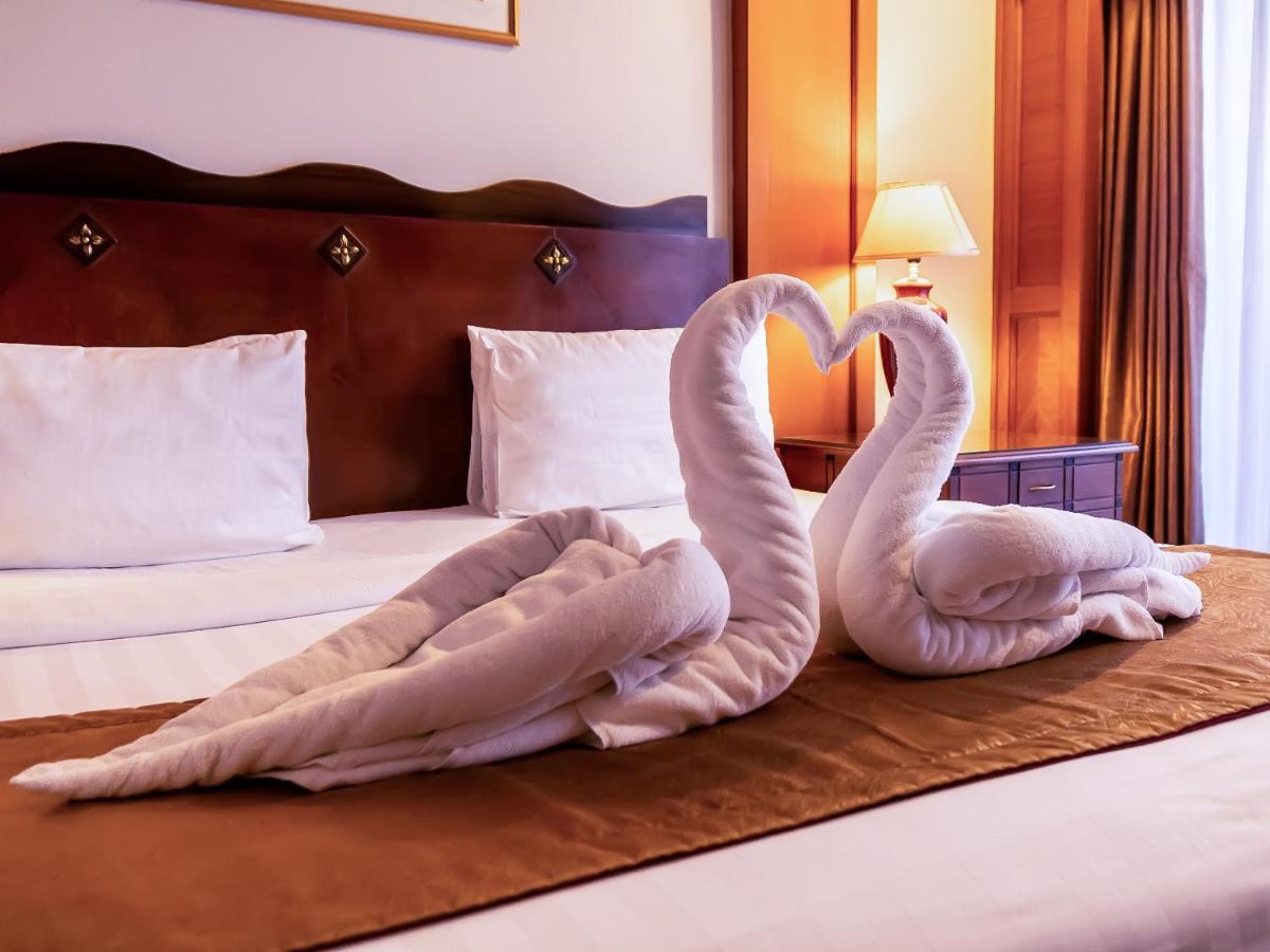 Planet Holiday Hotel&Residence Nagoya Buitenkant foto